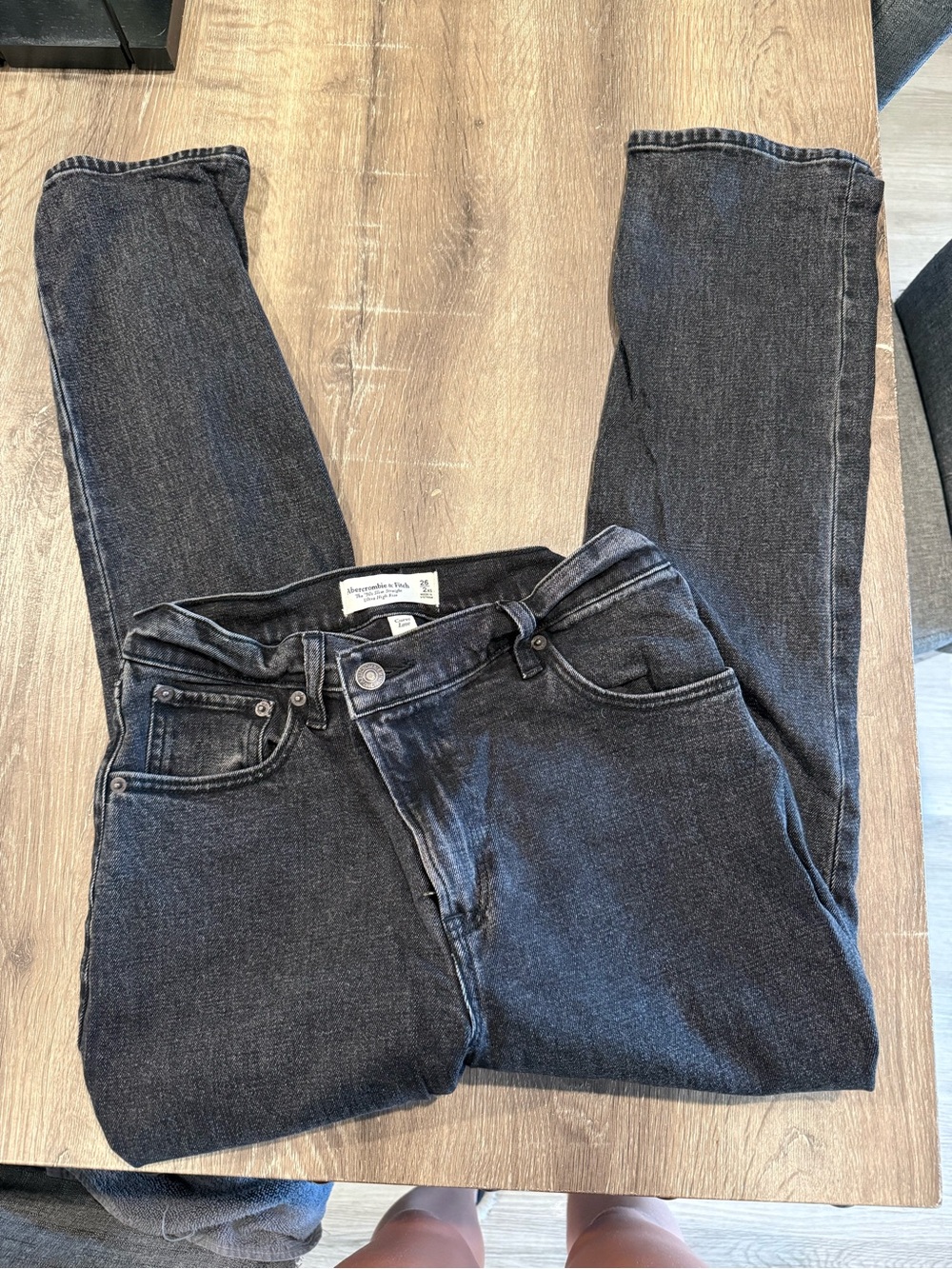 Abercrombie & Fitch Straight-Leg Jeans in Black Wash